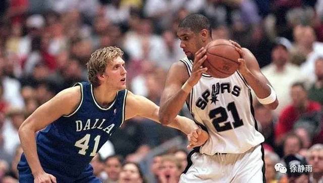 一个鲜明的 一个鲜明的