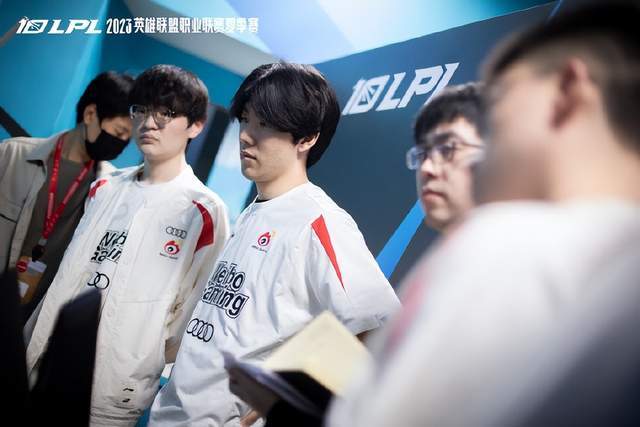 击中对手软 击中对手软