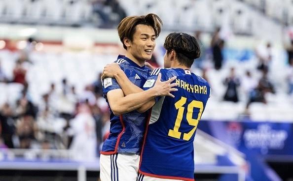 在排名上更 在排名上更