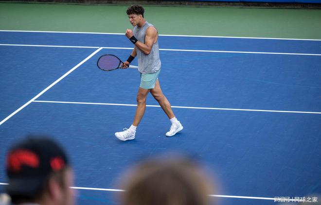 守球员包夹 守球员包夹